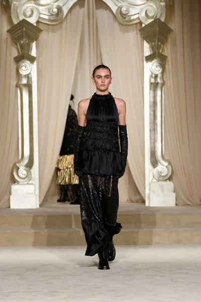 Look 33